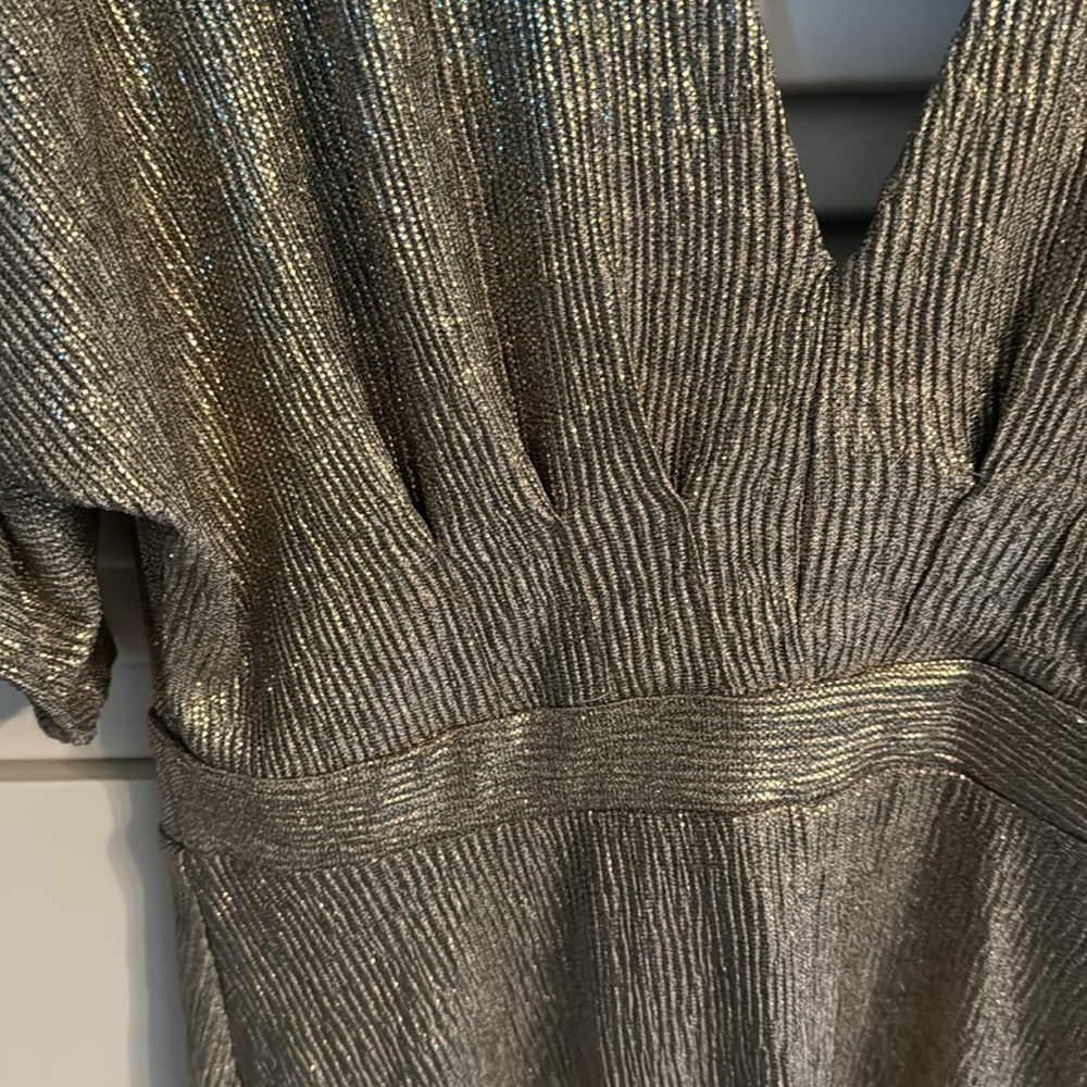 NWT!! ASTR the Lablel Gold Dress - Picture 6 of 10